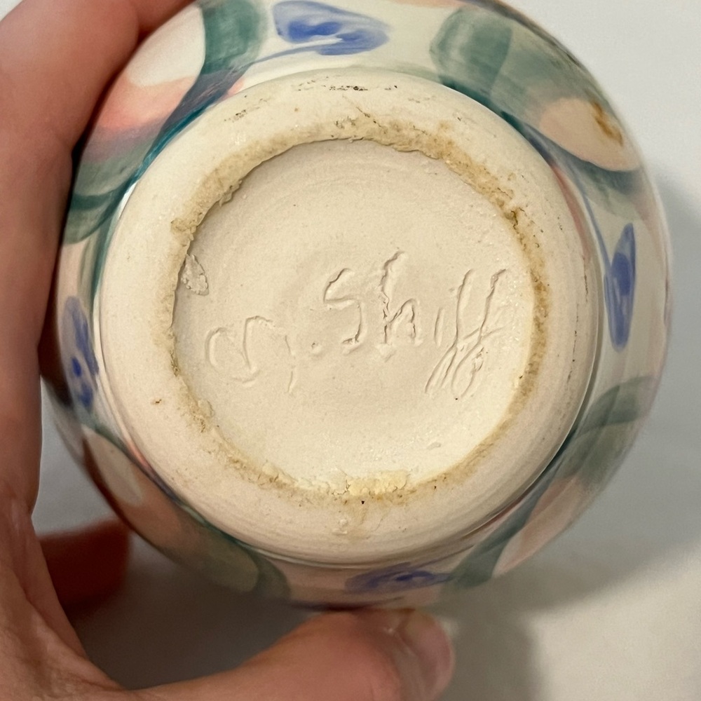 Small Vintage Handmade Pottery Pot Signed - Picture 6 of 9